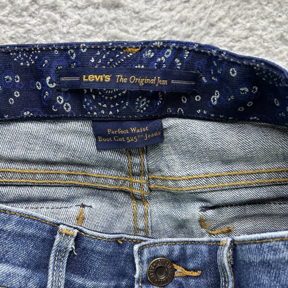 Levi's Jeans Womens 28x30 Blue 525 Perfect Waist Boot Cut Flap Pockets Denim - Picture 4 of 12